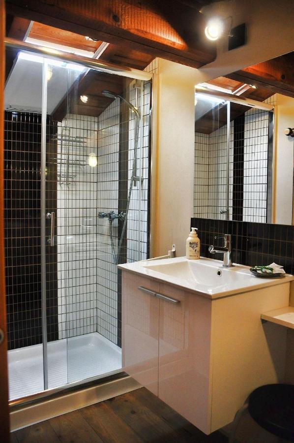 Bed and Breakfast La Girondine Galgon Esterno foto
