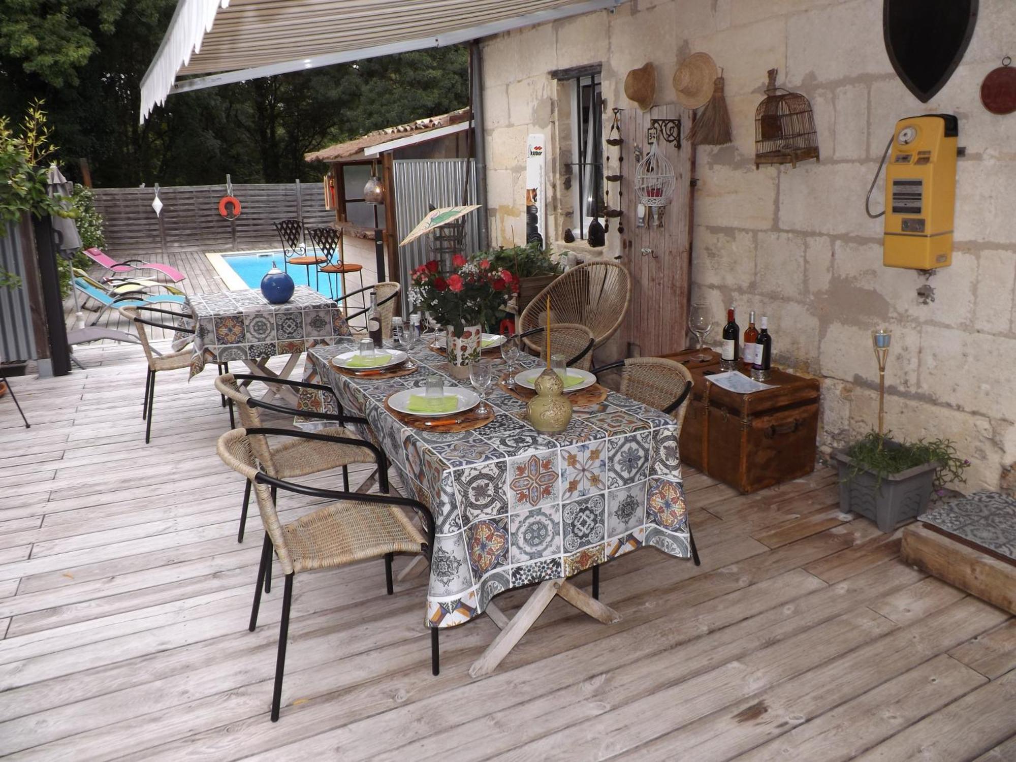 Bed and Breakfast La Girondine Galgon Esterno foto